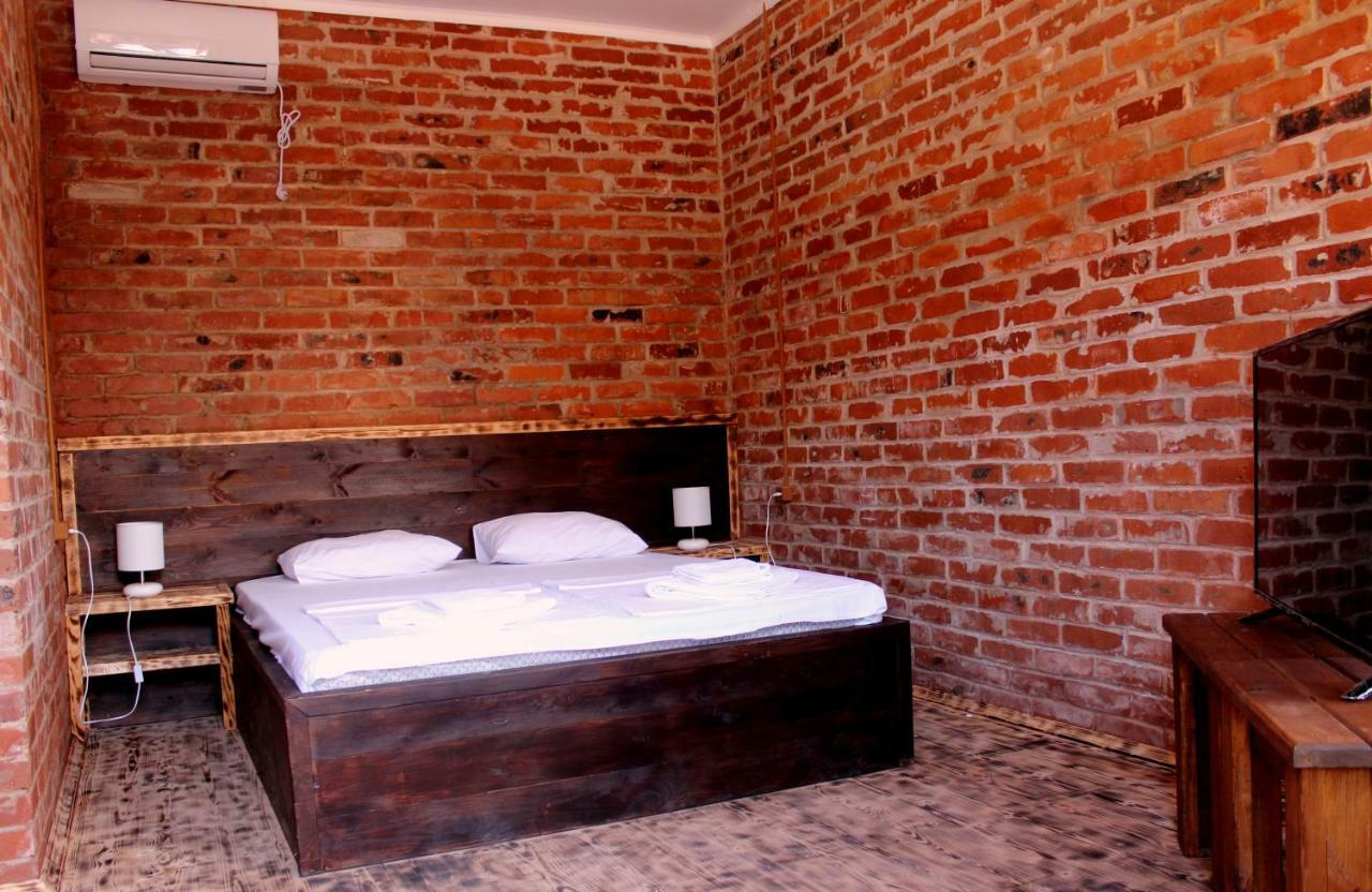 Gud House Hotel Gudauta Esterno foto