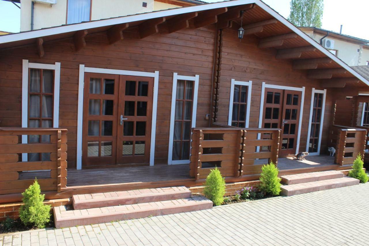 Gud House Hotel Gudauta Esterno foto